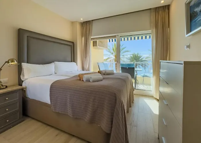 Diana 108 Frontal Sea Views 2 Bedrooms Lejlighed